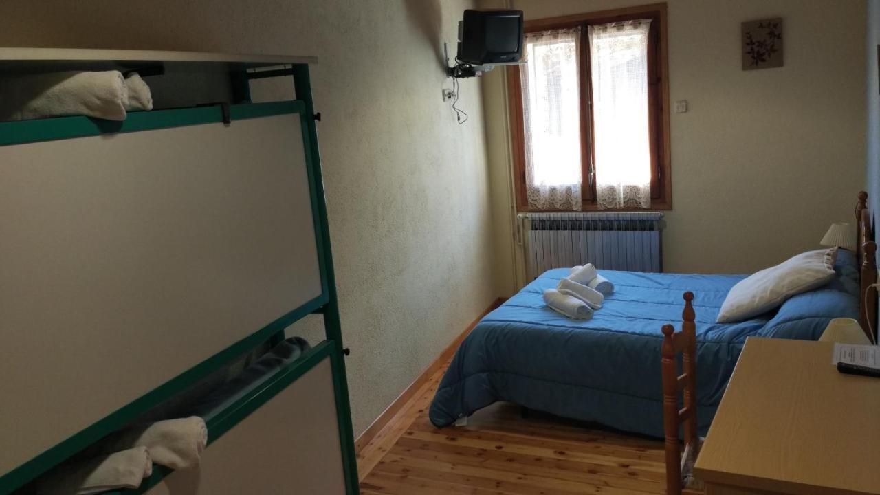 Hostal Pas De La Pera Aransá Εξωτερικό φωτογραφία